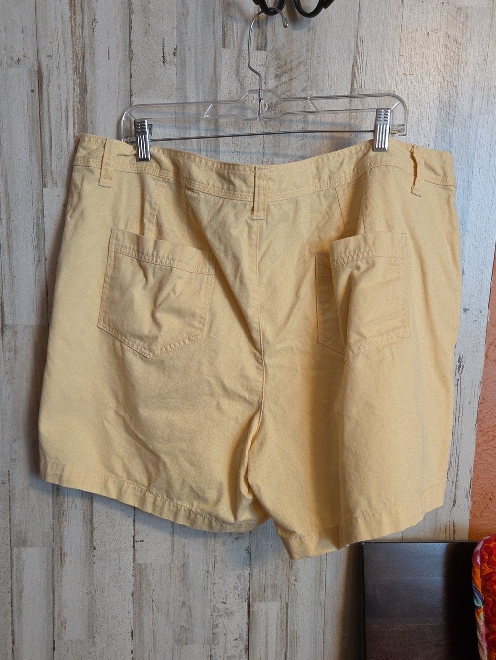 Natural Reflections Pale Yellow Women's Cotton Pocket Shorts